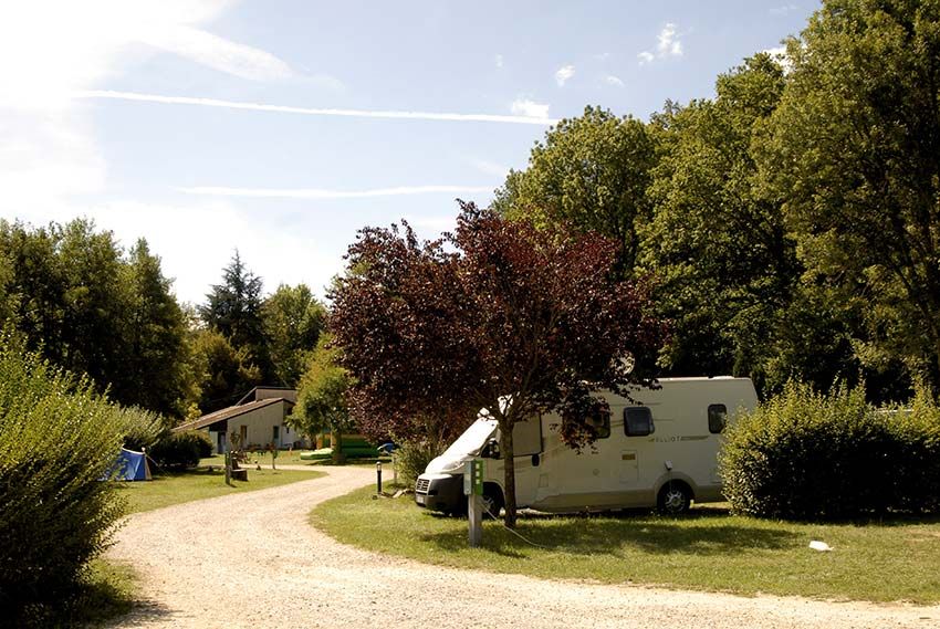 camping-Roybon-20-emplacements