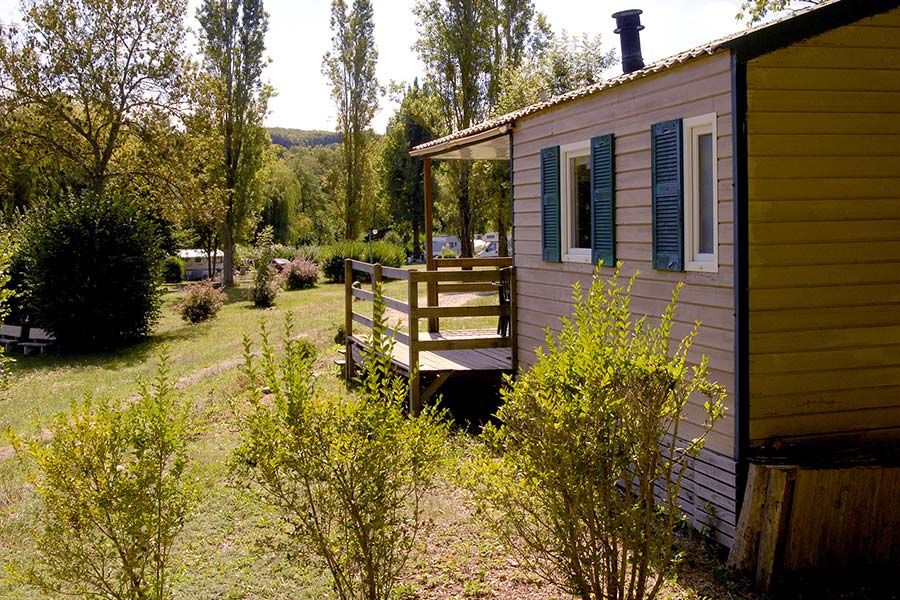 camping-Roybon-31-Mobile-home-chalet-bois